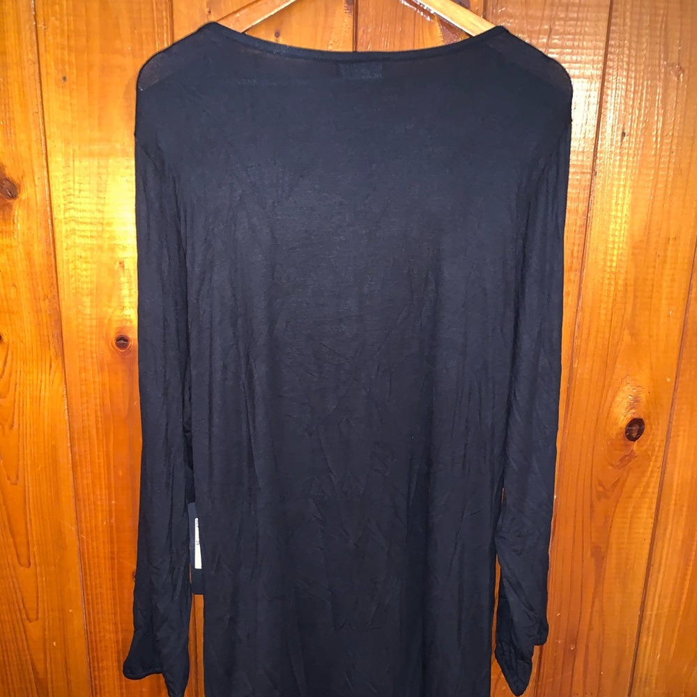 Phool Embroidered Tunic Top - Picture 5 of 5